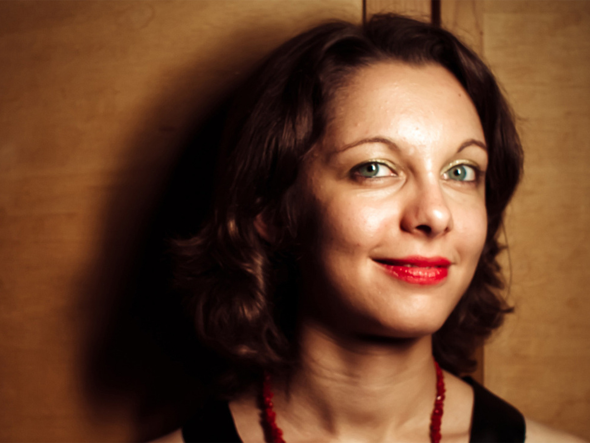 Marie Van Rhijn (Conductor) | Opera Online - The opera lovers web site