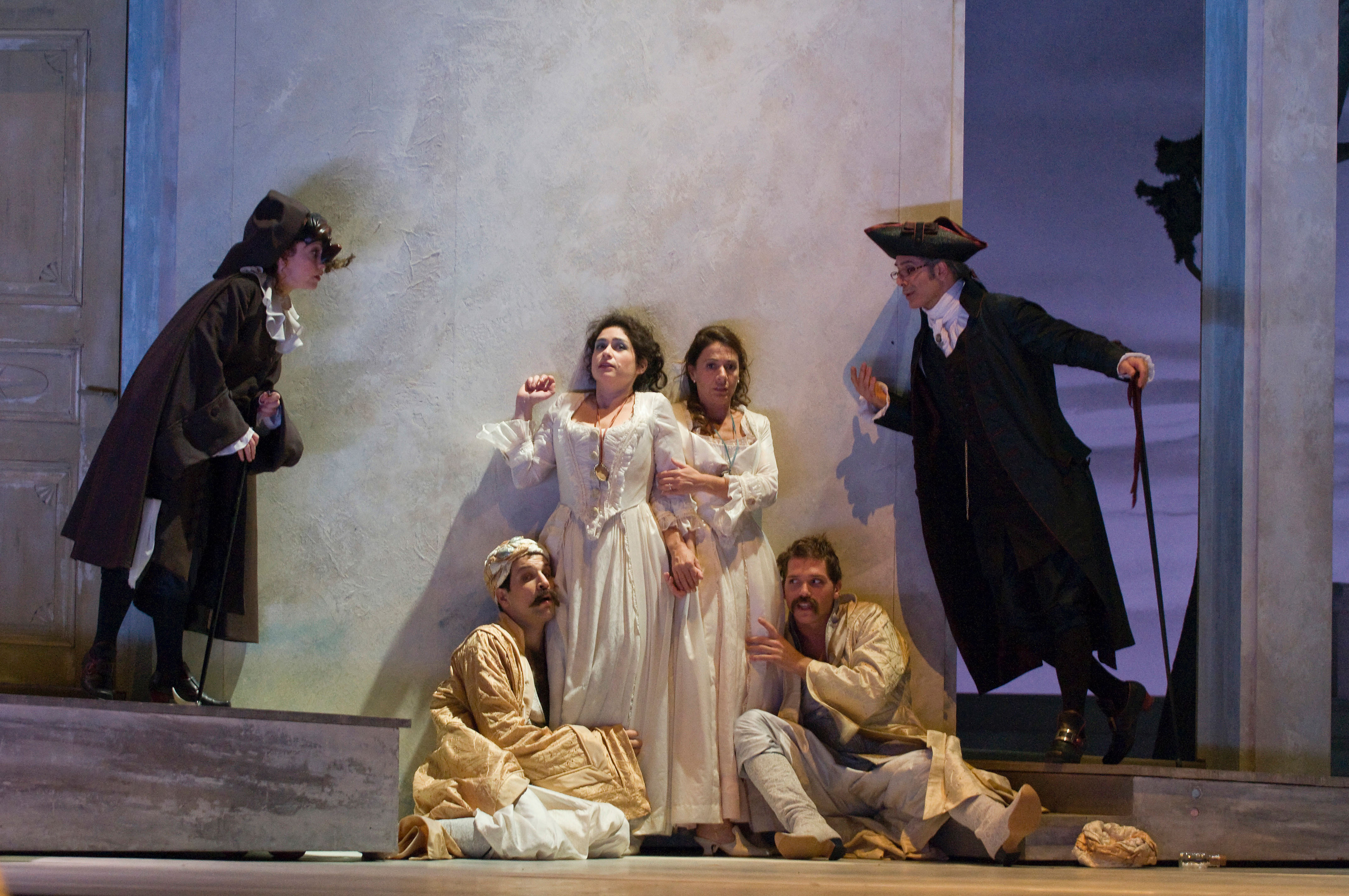 Così fan tutte (Work - Wolfgang Amadeus da Ponte) | Opera Online - opera web site