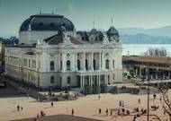 S_haus_mitplatz.1500x0