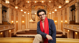 L_ism_rolandovillazon_c_andreashechenberger