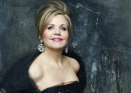 S_renee-fleming-interview