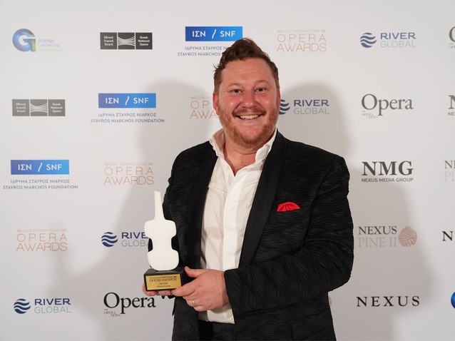 Xl_nicholas_brownlee__winner_of_male_singer_award_ioa_2025_-_photo_gno_-___akriviadis_charis