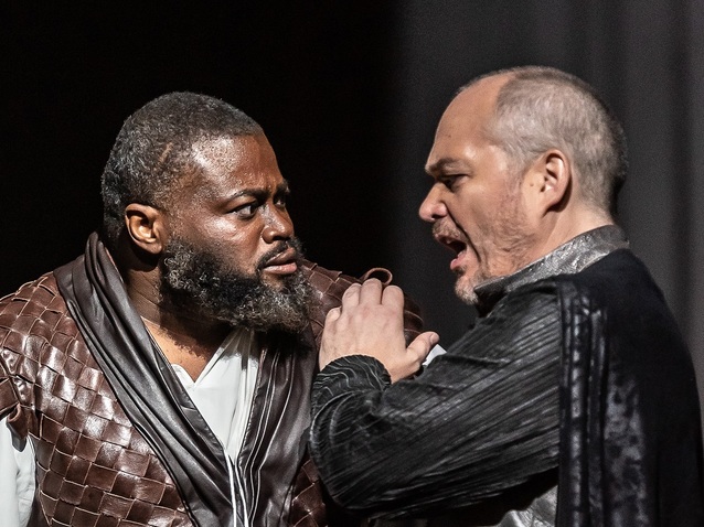 Xl_otello_the-royal-opera_2022_russell-thomas_christopher-maltman-c-2022-roh-ph-by-clive-barda