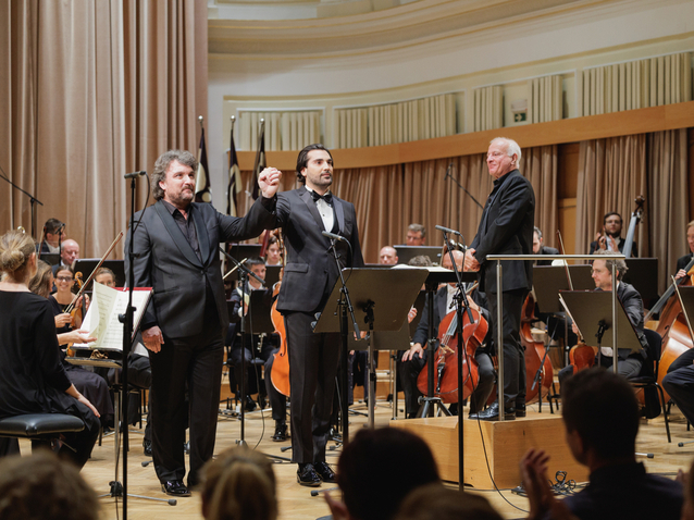 Xl_tezier-tetelmann-boemi-slowenische_philharmonie-_c_darjastravstisu-laibach-8-23