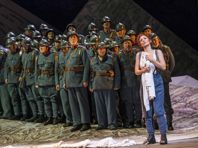 Xl_2209_sabine_devieilhe_as_maria_with_cast__c__roh_2019._photo_by_tristram_kenton