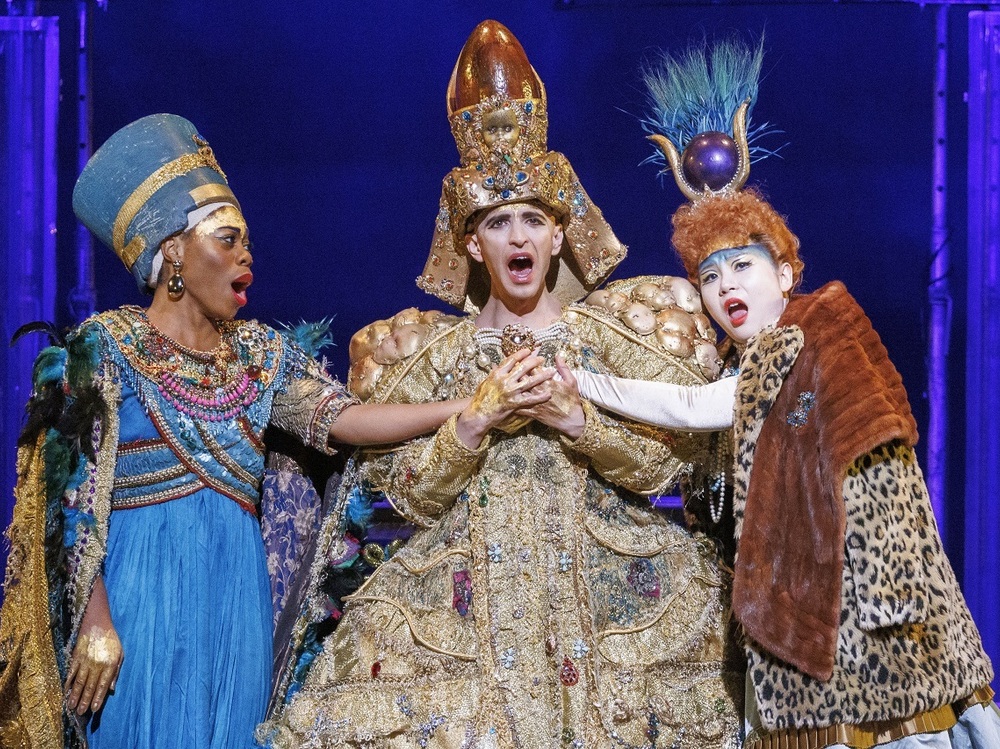 Akhnaten English National Opera (2023) (Production London, united kingdom) Opera Online