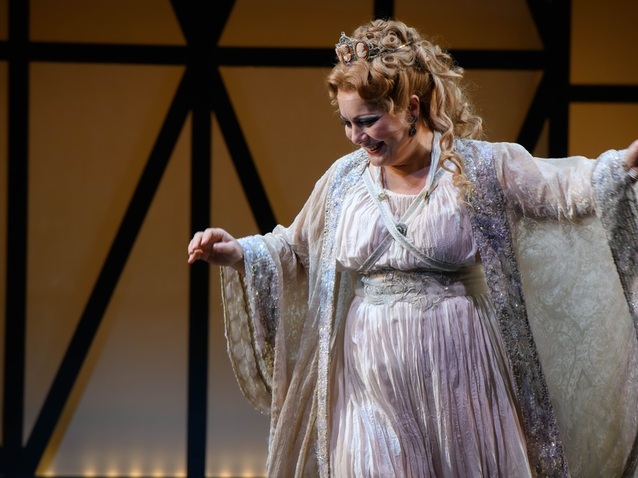 Lianna Haroutounian (Adriana), Adrienne Lecouvreur, Opéra du Capitole de Toulouse © Mirco Magliocca