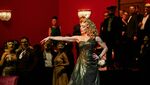 Marina Costa-Jackson as Giulietta in Damiano Michieletto's production of Offenbach's The Tales of Hoffmann, The Royal Opera ©2024 Camilla Greenwell