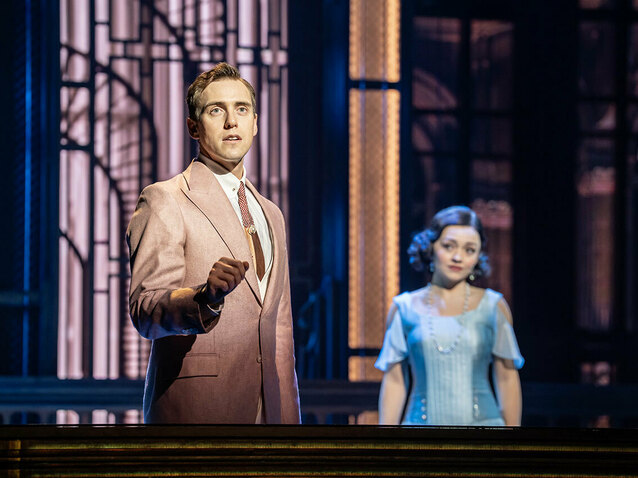 Jamie Muscato & Frances Mayli McCann in The Great Gatsby West End (c) Johan Persson