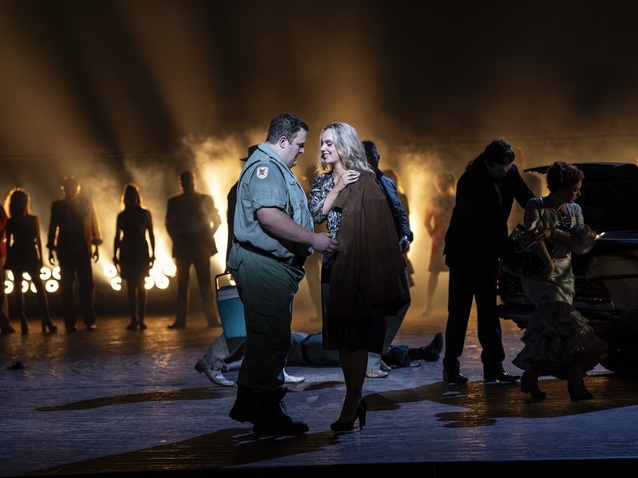 John Findon, Niamh O'Sullivan, ENO’s Carmen 2025 © Ellie Kurttz