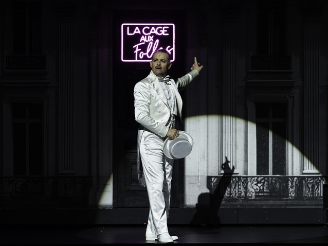 Xl_damien_bigourdan__georges__-_la_cage_aux_folles_-_th__tre_du_ch_telet___thomas_amouroux__1_